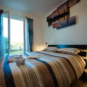 Apartment Oliva - Featuring A Private Garden And Access To A Pool, Barcuzzi